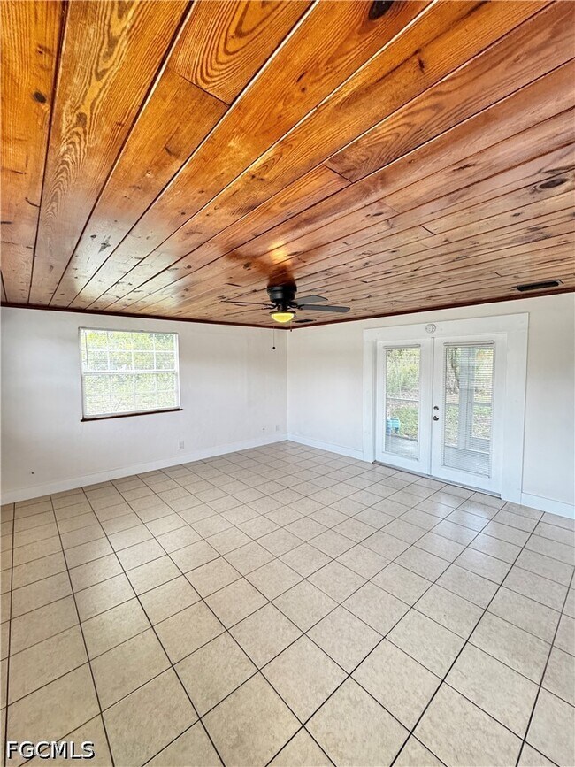 Building Photo - 1275 Gramac Dr