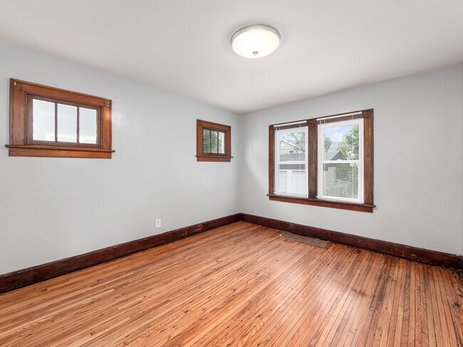 Bedroom - 1286 E 22nd Ave