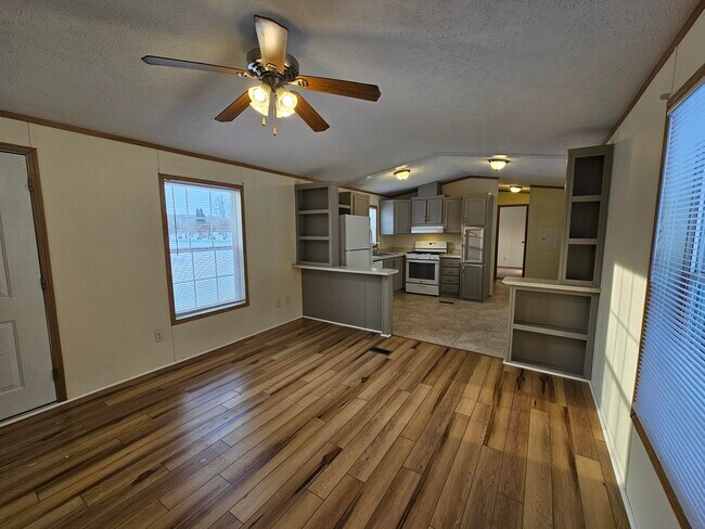 Building Photo - 54 Noble Ln