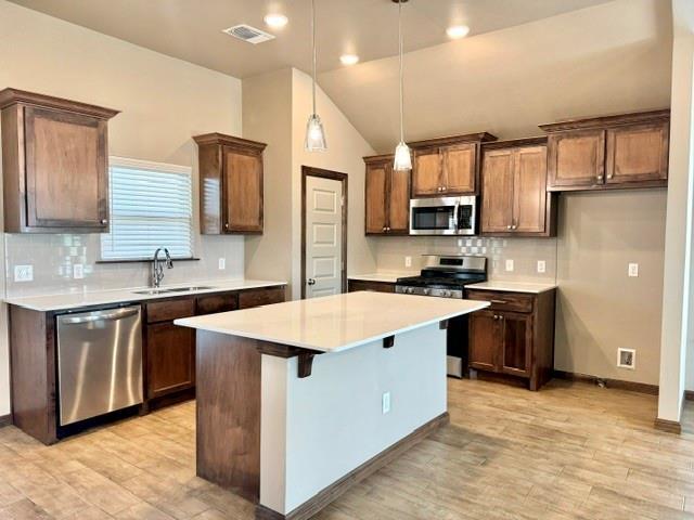 Building Photo - 709 Caladium Dr