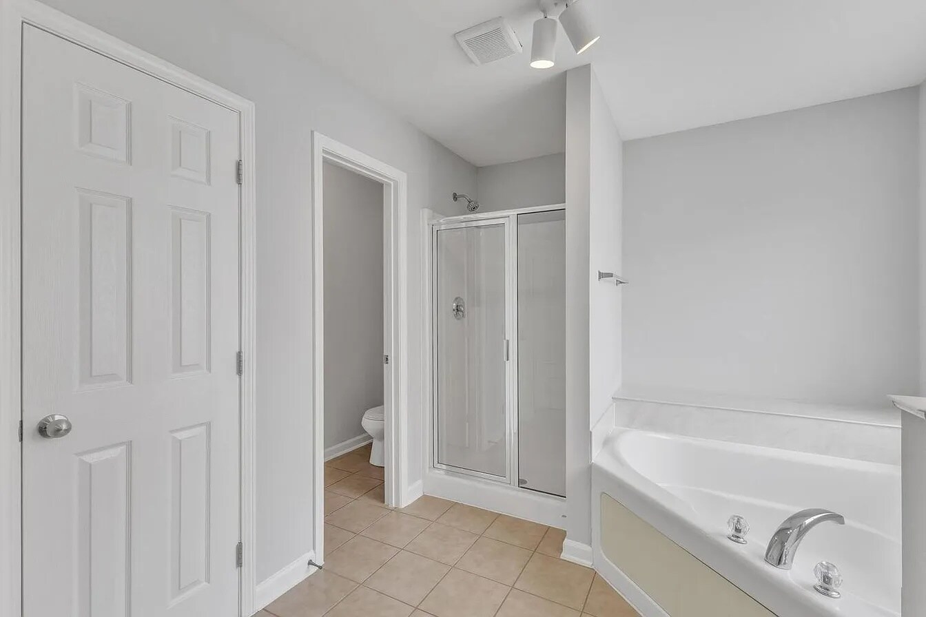 Building Photo - 9301 Perini Ct