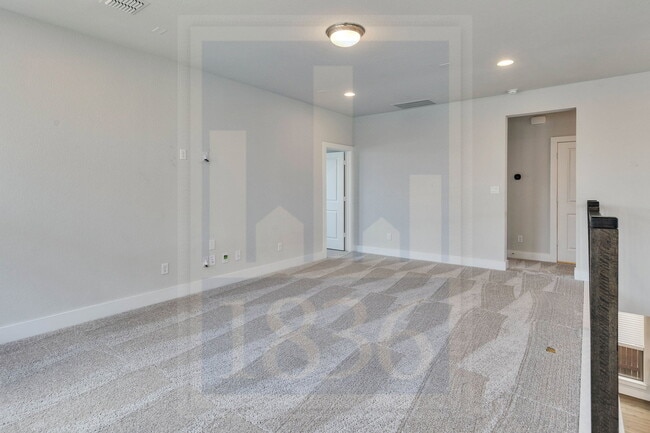 Building Photo - 129 Shadduck Wy