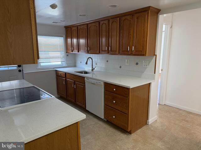 Building Photo - 211 Rhode Island Ave