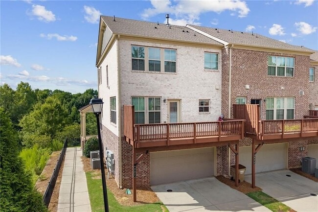 Building Photo - 331 Northaven Ave