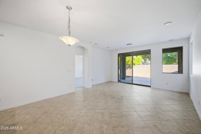 Building Photo - 5643 E Alder Ave