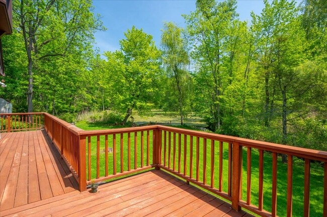 Building Photo - Stunning Updated Home with Private Pond Views in Chappaqua