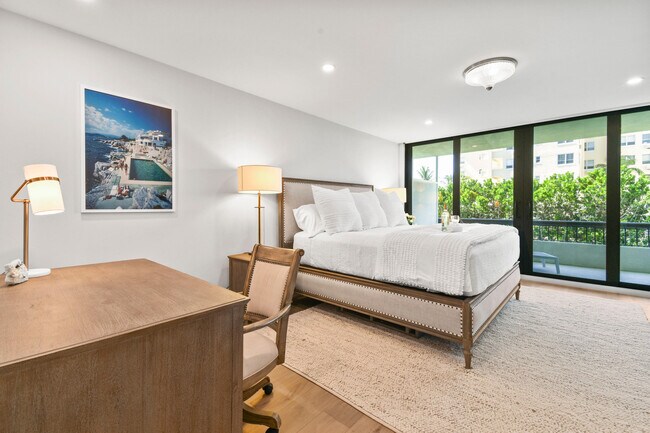 Building Photo - 2660 S Ocean Blvd