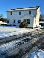 Building Photo - 6821 W Lake Rd