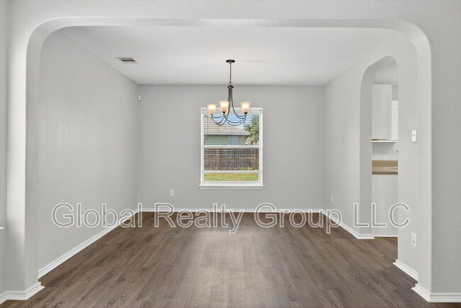 Building Photo - 10411 Artesia Wells