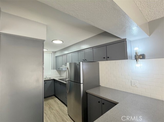 Building Photo - 6979 Palm Ct