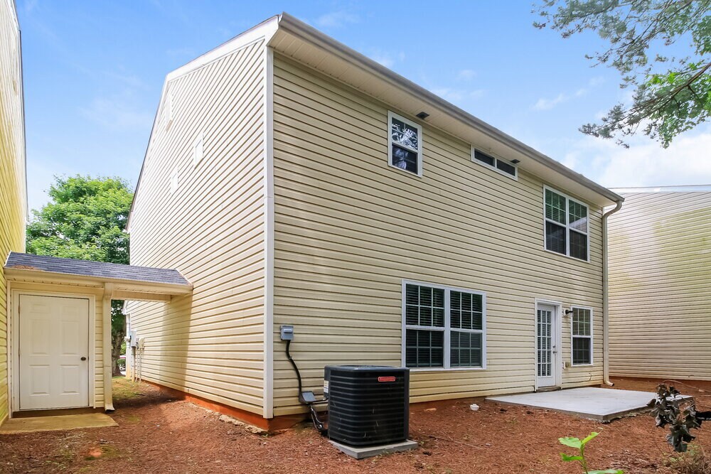Building Photo - 229 Lossie Ln