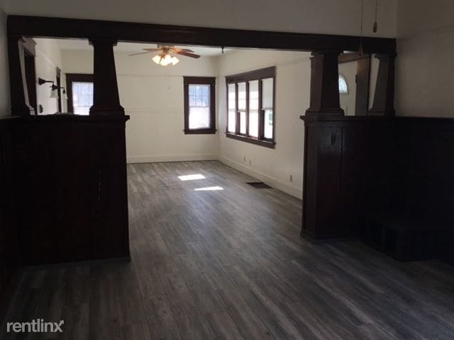 Building Photo - 2 br, 1 bath House - 1235 Warren St