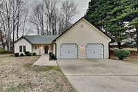 Building Photo - 215 Hersfeld Ct