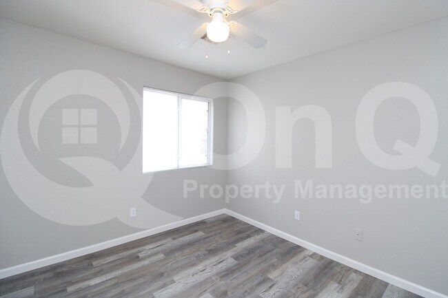 Building Photo - 31402 N Cactus Dr