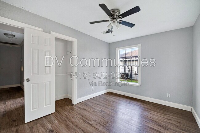 Building Photo - 3315 Bond St