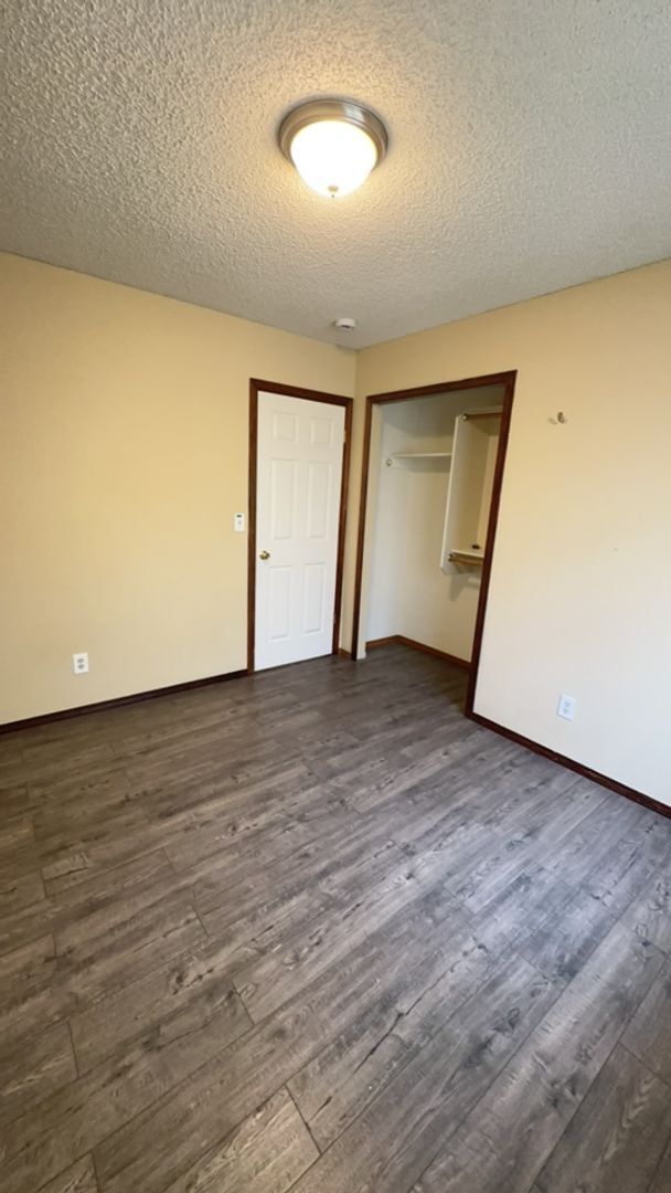 Building Photo - Spacious Antelope Meadows 5BD Home in Nort...