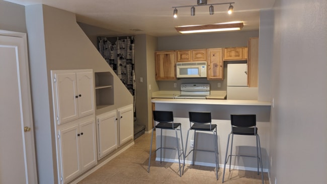 Building Photo - 2301 E University Dr