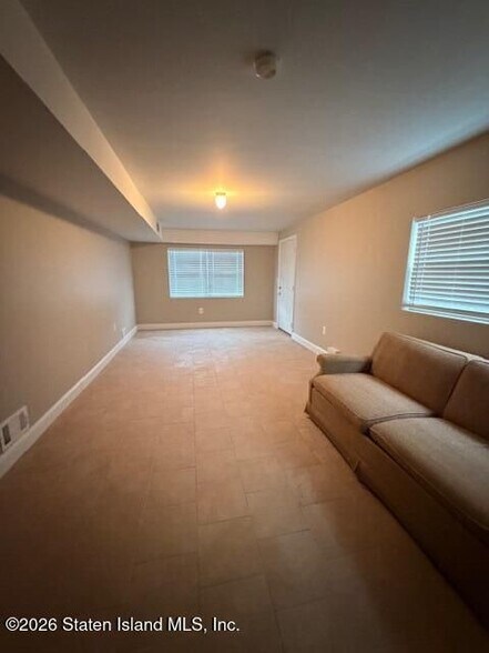 Building Photo - 47 Arcadia Pl