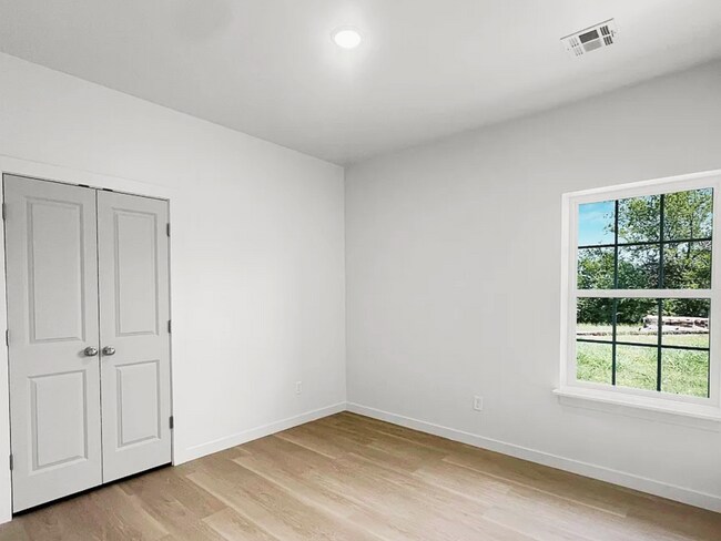 Building Photo - Charming New 2-Bedroom Home for Rent in La...