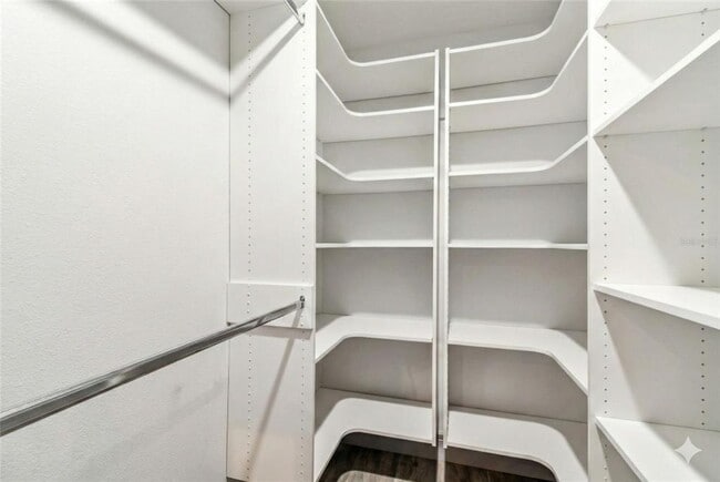 Building Photo - 292 Sunlit Cove Dr NE