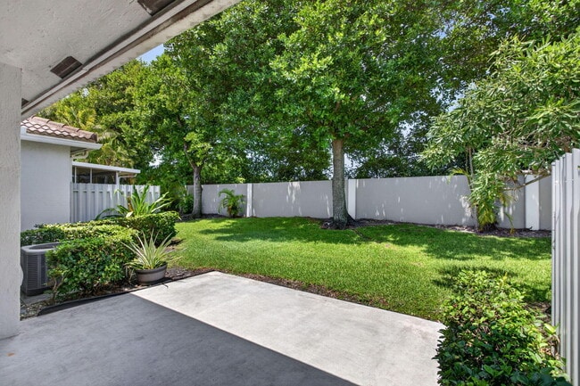 Building Photo - 1263 SW 48th Terrace