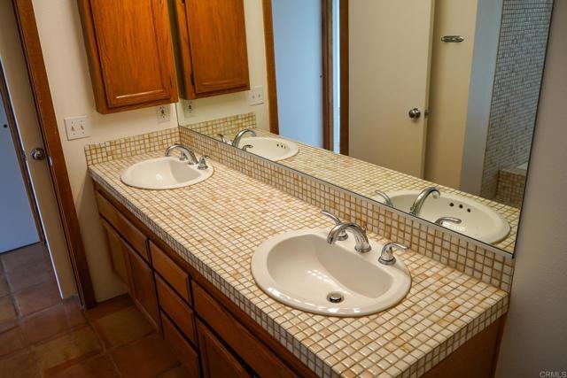 Building Photo - 4009 Canario St