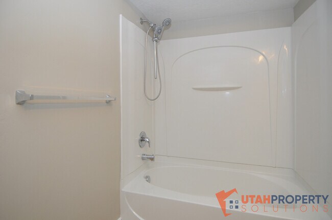 Building Photo - 3755 N Prairie Grass Dr