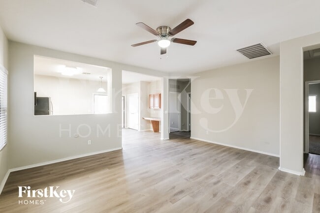 Building Photo - 11518 N 154th Ln