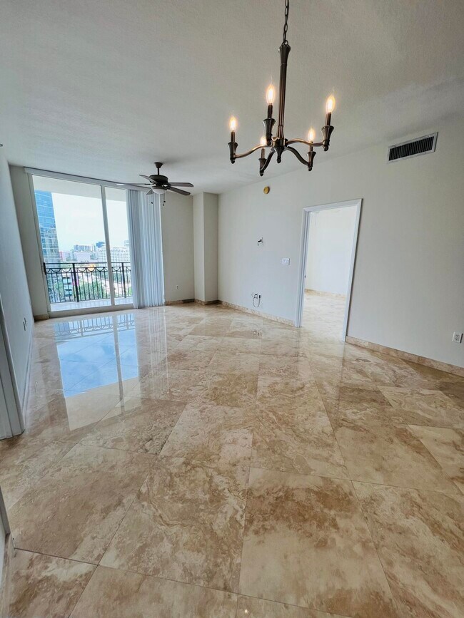 Building Photo - 550 Okeechobee Blvd