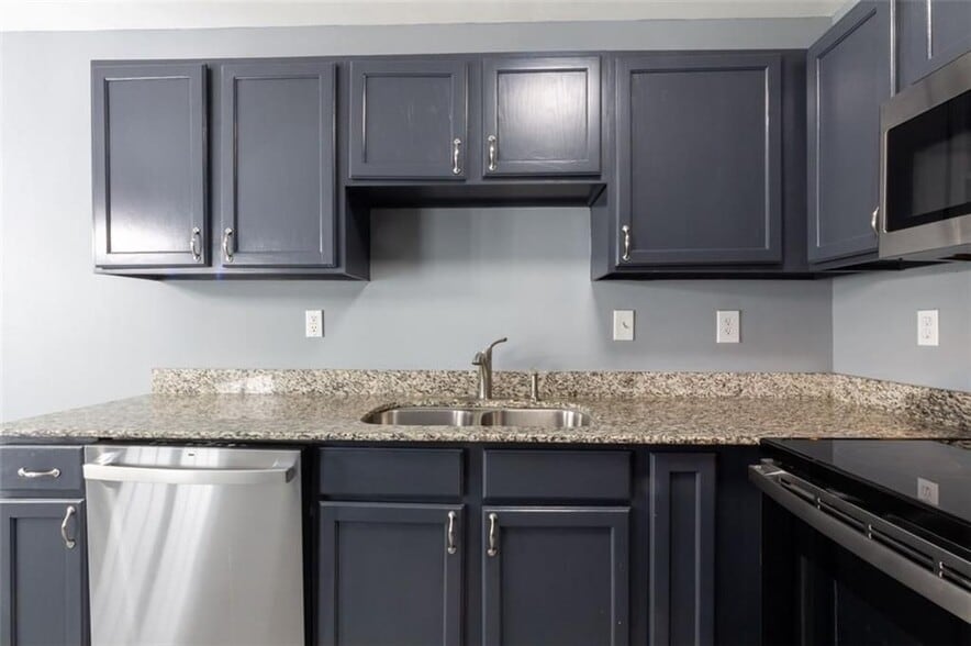 Building Photo - 6726 Gallant Ct SE