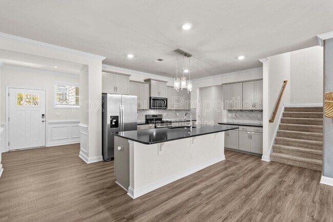 Building Photo - 4110 Steel Wy