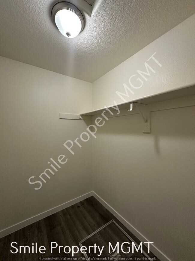 Building Photo - Beautifully Updated Home for Rent in Happy Valley