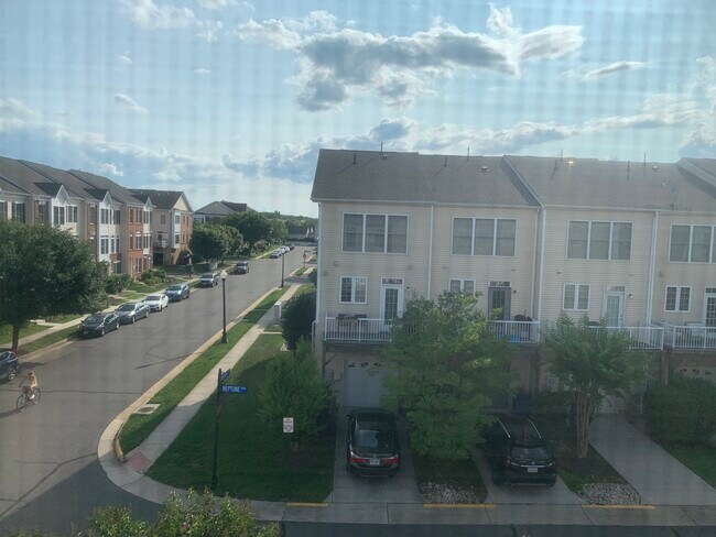 Building Photo - 25128 Neptune Terrace