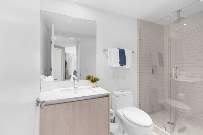 Building Photo - 4010 S Ocean Dr
