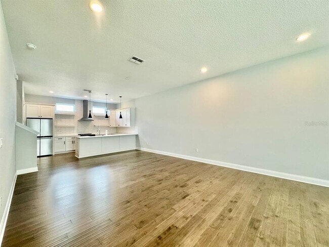 Building Photo - 4215 W North A St