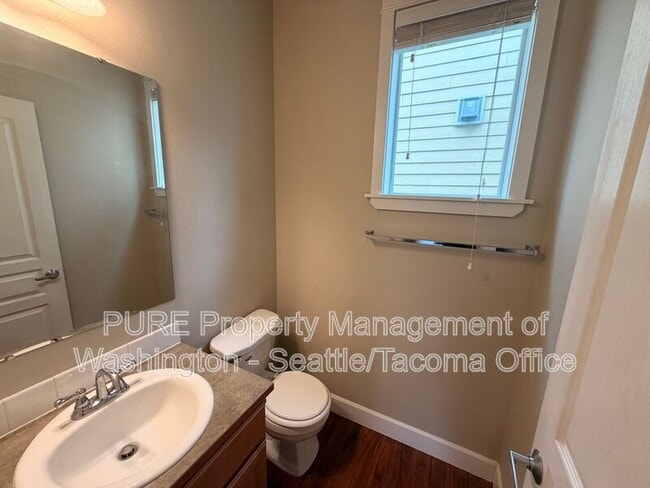 Building Photo - 1510 Cottonwood Ave