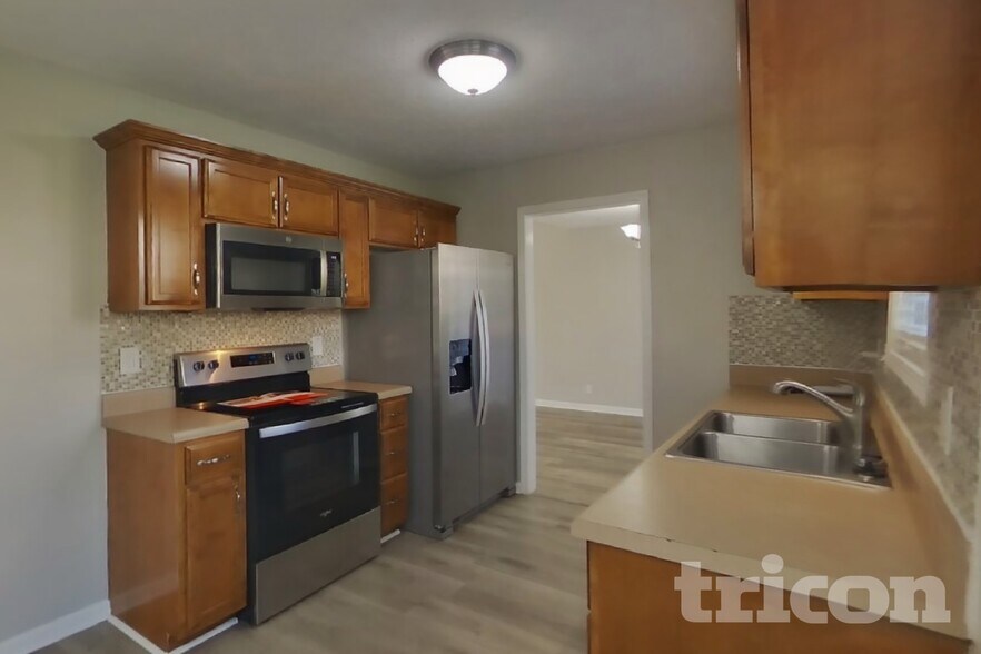 Building Photo - 629 Wolfchase Dr