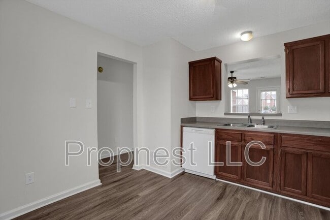 Building Photo - 7349 Perrin Cove