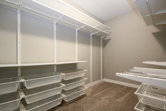 Building Photo - 2700 Dorman Ave