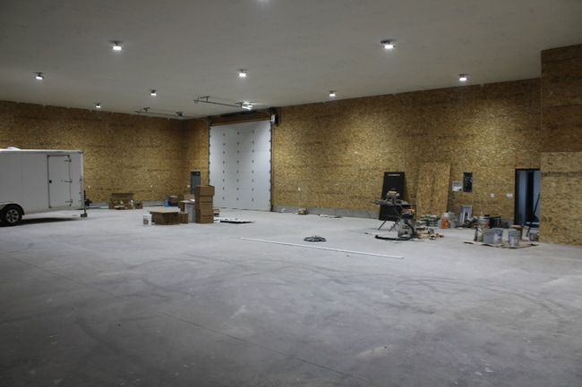Building Photo - 61A W 465 N
