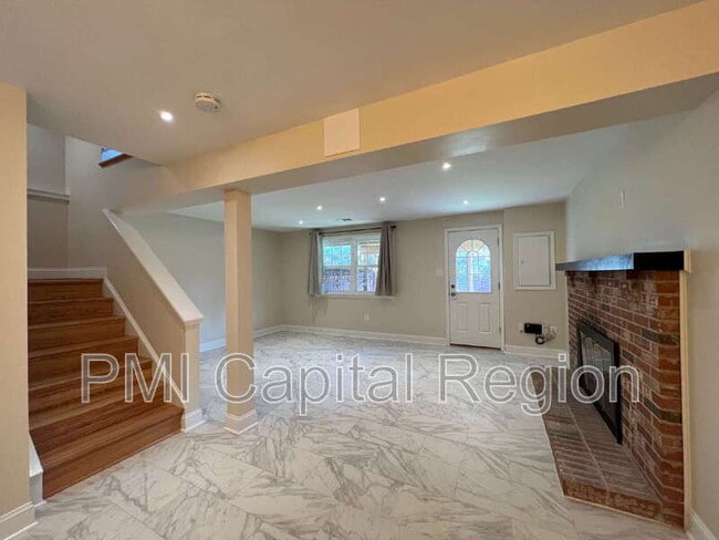 Building Photo - 10201 Millstream Dr