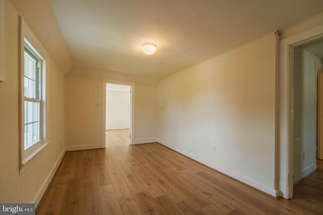 Building Photo - 425 Otsego St