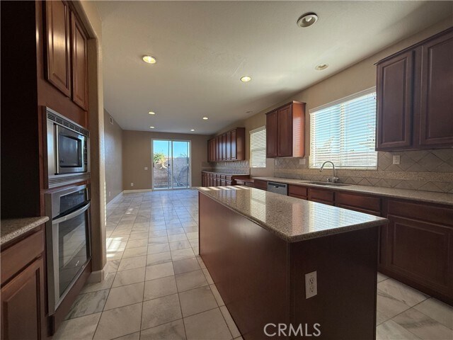 Building Photo - 2420 Lenai Cir