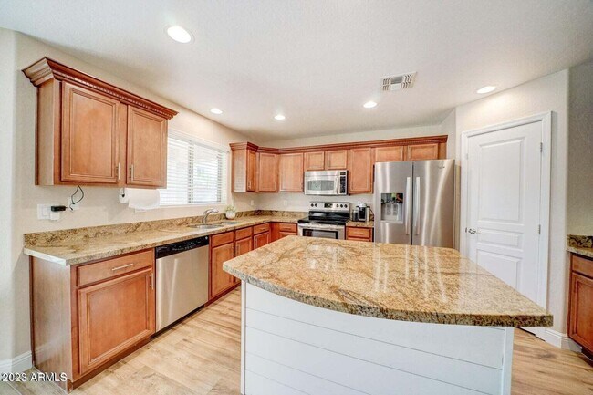 Building Photo - 3563 E Blue Ridge Way