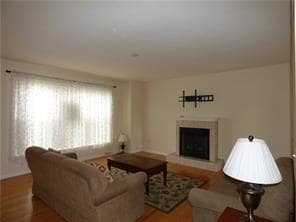 Building Photo - 10569 Forest Hill Dr
