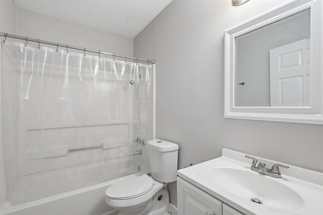 Building Photo - 7823 Glass St