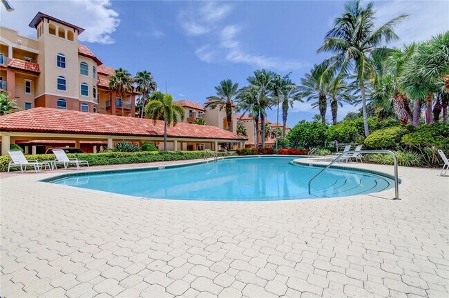 Building Photo - 1575 Pinellas Bayway S