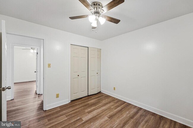Building Photo - 14707 Bentley Square
