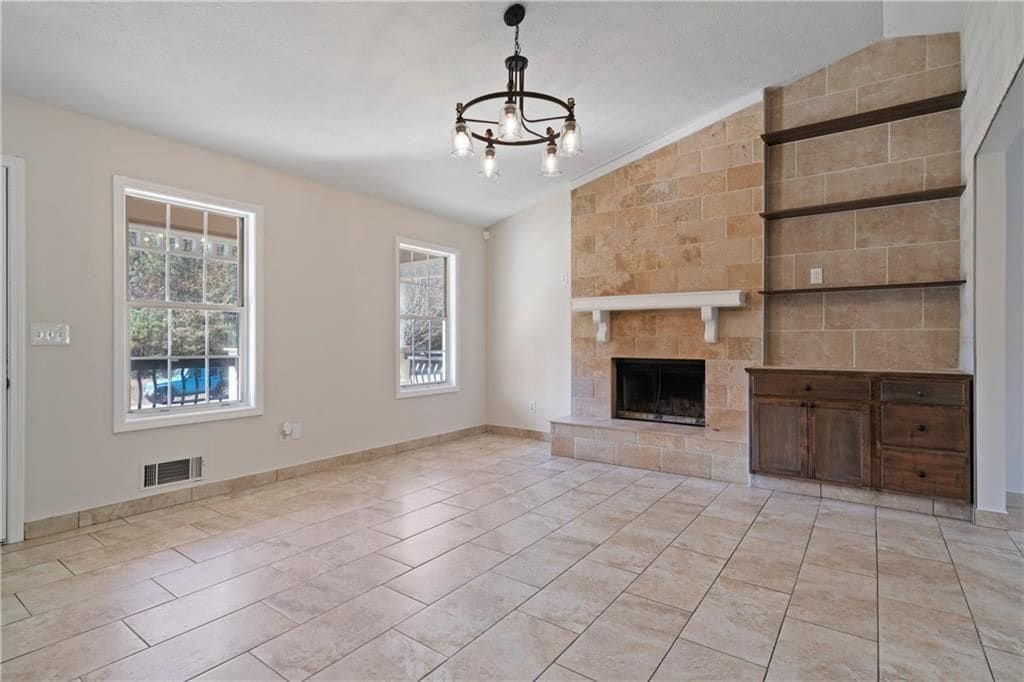 Building Photo - 3323 Old Oaks Rd