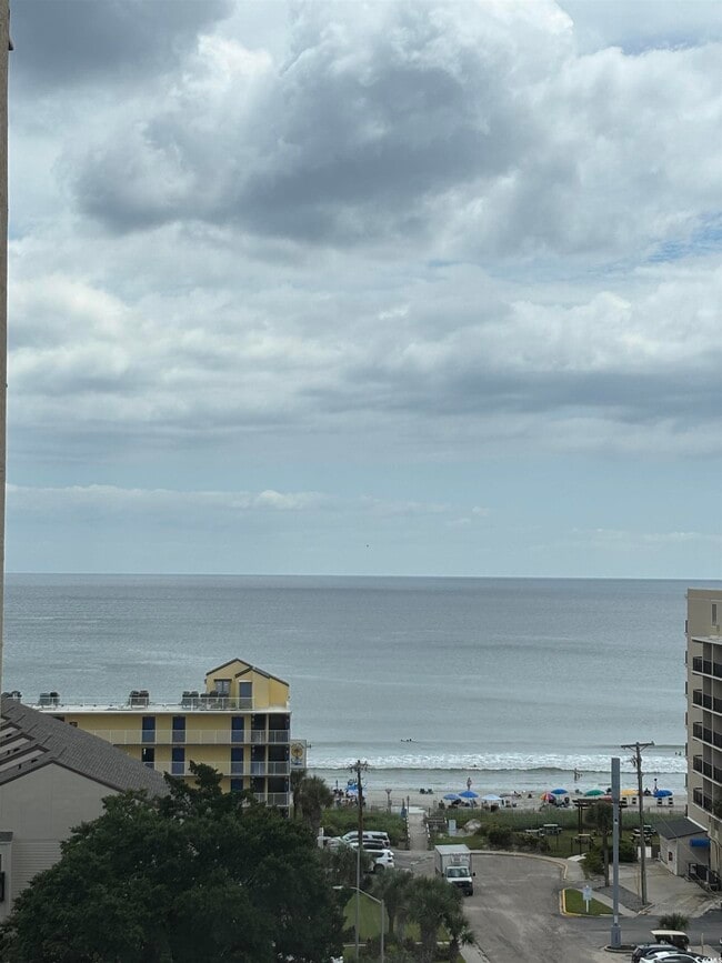 Building Photo - 7500 N Ocean Blvd